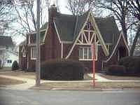 1st image of 323 3rd Ave SE