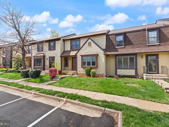 5th image of 19 Jermyn Ct