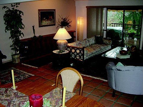 FROM DINING TO LIVING