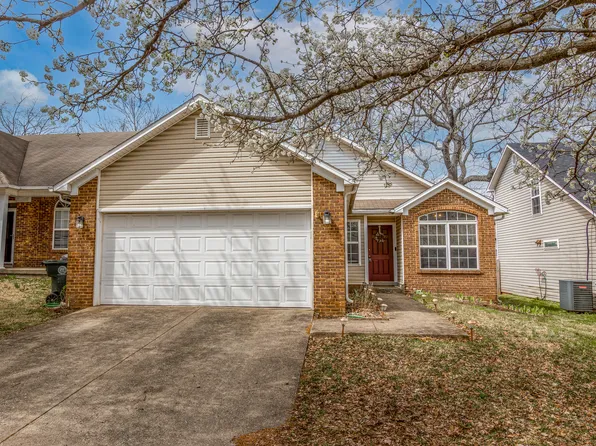 261 Darenia Ln, Lexington, KY 40511