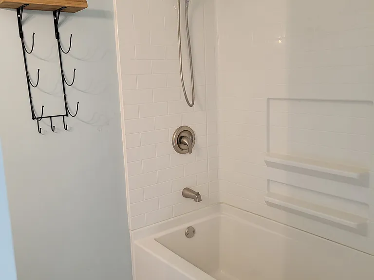 4153 Athens Ave — Photo 15