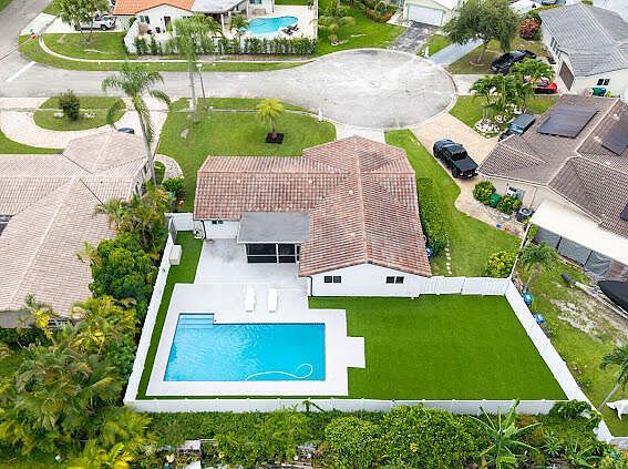 5th image of 11171 NW 36th Court