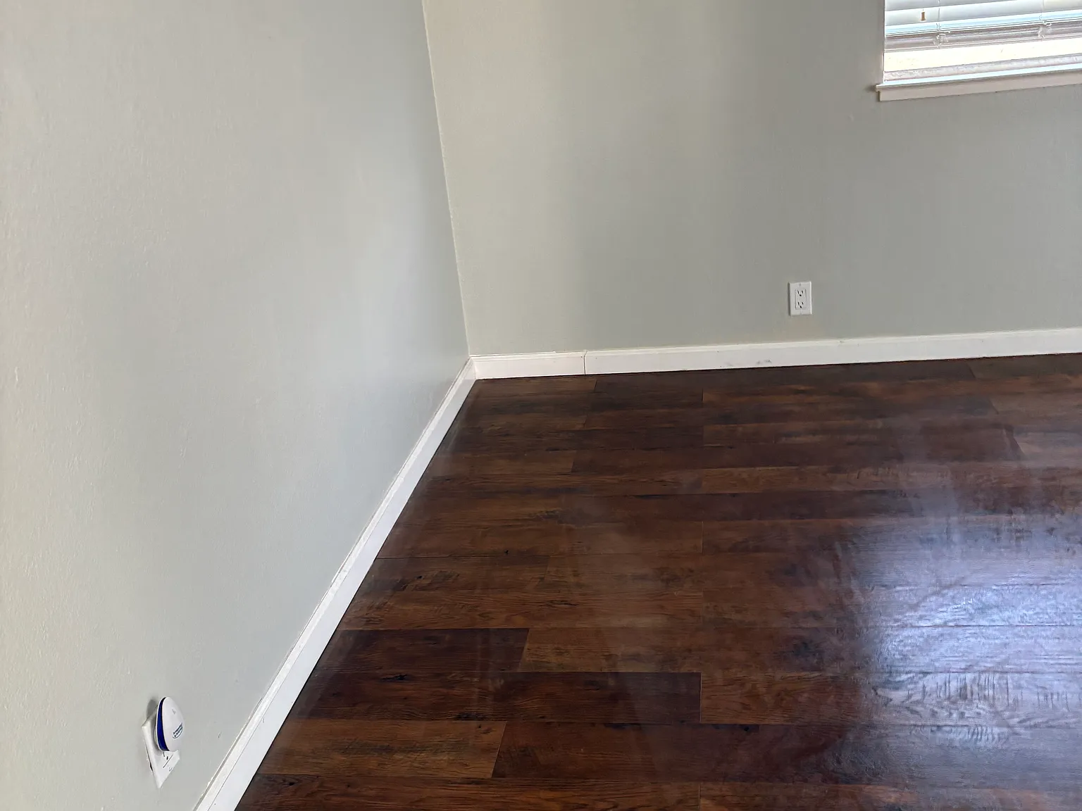 2 bed, 2.5 bath, 1447 sqft, $3,800 — Photo 2