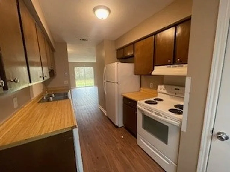 44051 Stein Rd — Photo 6