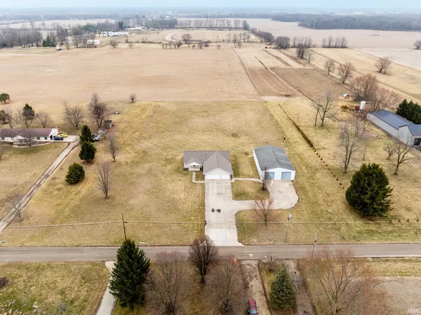6600 W Jones Rd, Muncie, IN 47302
