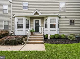 146 Hearthstone Ln, Marlton, NJ 08053