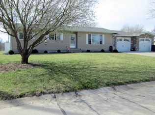 2520 Q St, Auburn, NE 68305