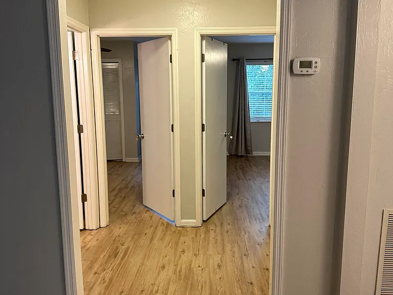 520 E Call St #4 — Photo 6
