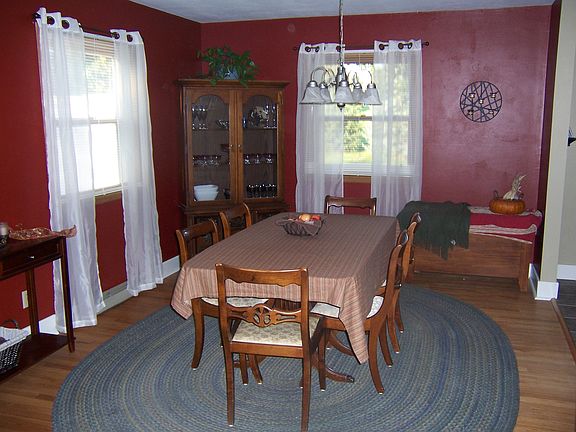 5th image of 414 Vern Ct