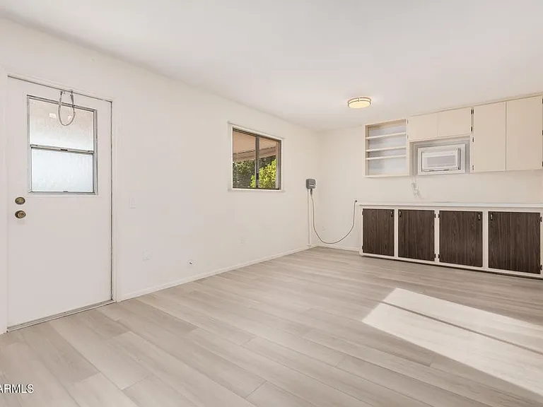 10641 W Boswell Blvd — Photo 11