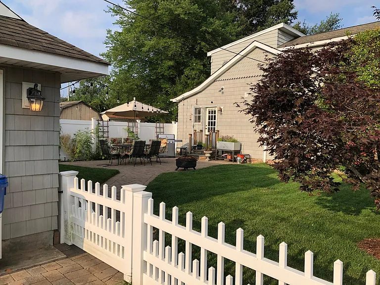 138 Cedar Ave — Photo 4