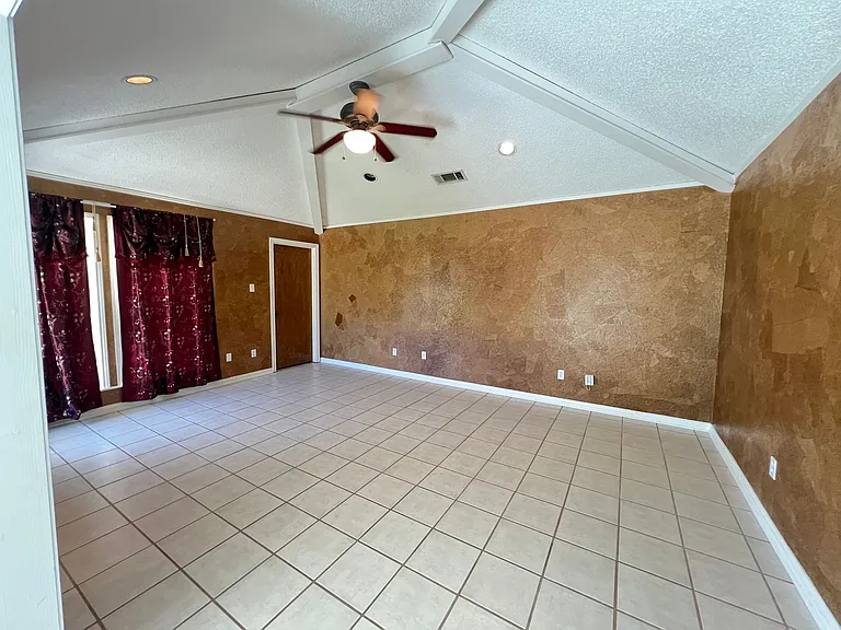 2312 Blue Cypress Dr — Photo 21