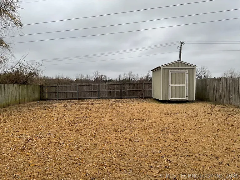 11120 N 143rd East Ave — Photo 20