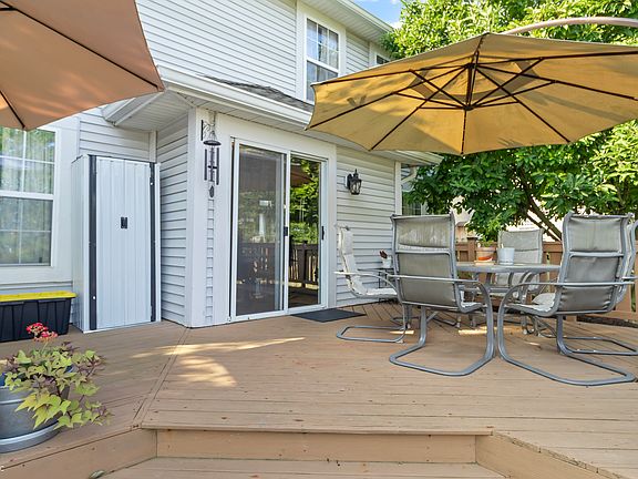 4th image of 10032 Ironway Dr