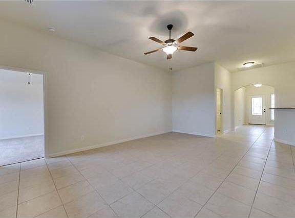 5th image of 406 Lipizzan Ln