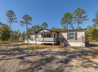 3069 Mineral Springs Rd, Waynesville, GA 31566