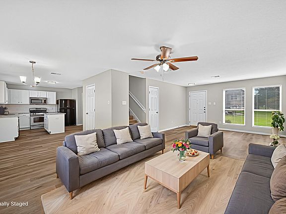 2nd image of 5003 Hickory Burl Ct