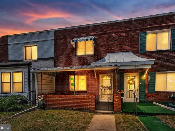 132 33rd St NE, Washington, DC 20019