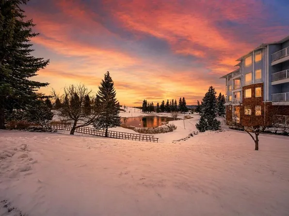 3402 E Hawksbrow Point NW #3402, Calgary, AB T3G 4C9