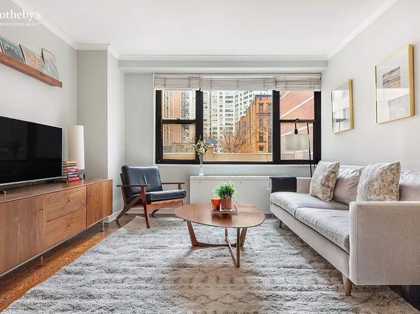 165 W 66th St APT 3R, New York, NY 10023