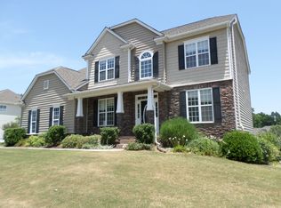 817 Springwood Dr, Waxhaw, NC 28173