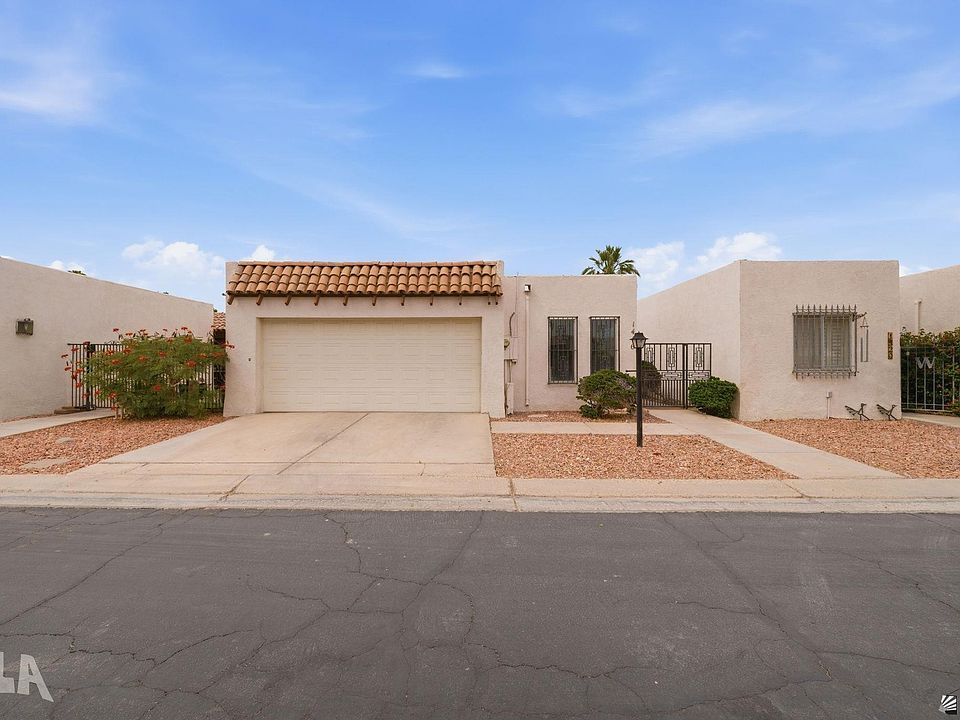 1st image of 1416 E Torrey Pines Cir