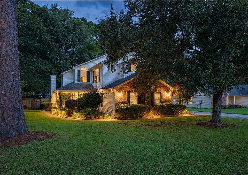1st image of 306 Black Oak Blvd