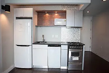 690 Bushwick Avenue, #4A