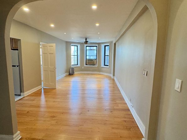 754 Brady Ave APT 602