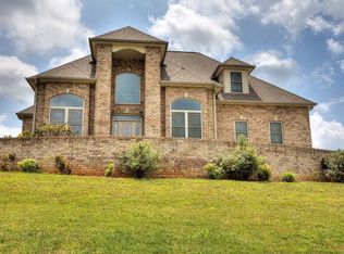 1944 Infinity Ln, Sevierville, TN 37876