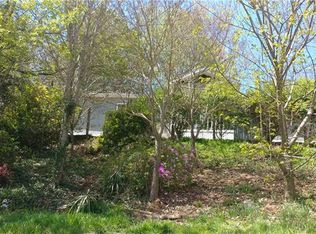 384 Northridge Dr, Canton, NC 28716