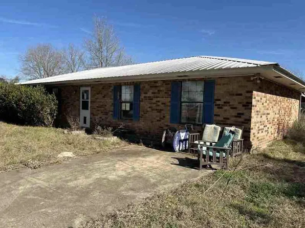 4417 Chataignier Rd, Ville Platte, LA 70586