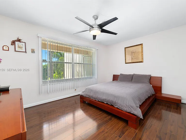 4521 NE 21st Ave #1 — Photo 14