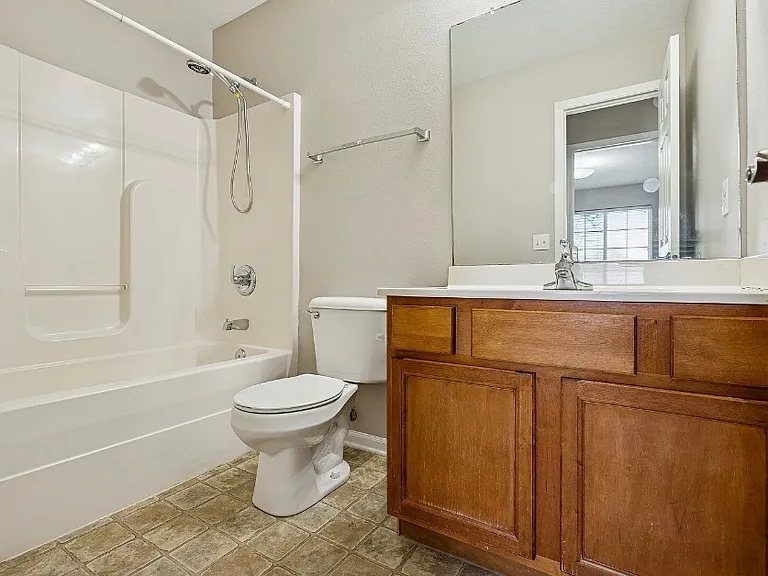 7841 Bondesson St — Photo 10