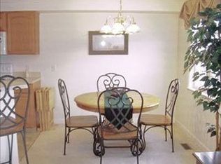 828 Renee Dr, Wadsworth, OH 44281