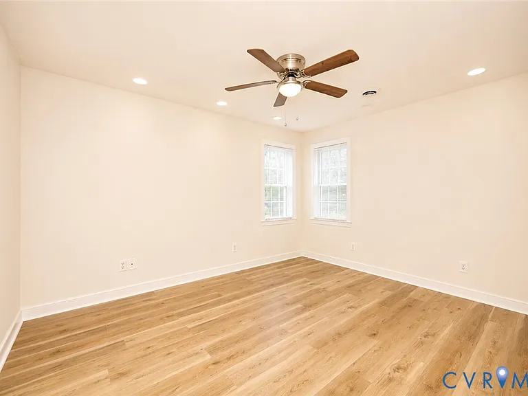 11320 Sadler Oaks Dr — Photo 51