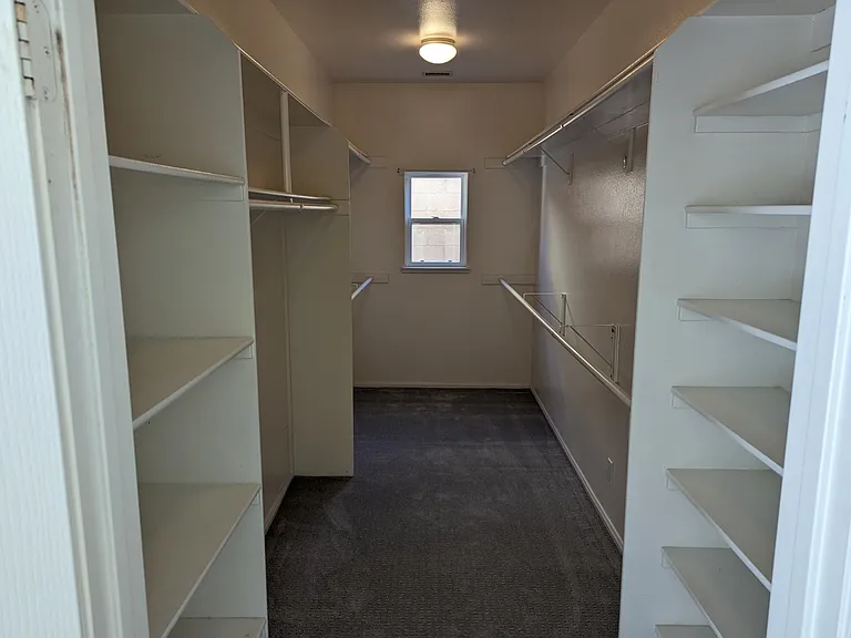 301 Roosevelt Ave — Photo 11