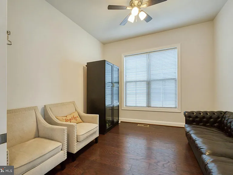 42046 Darlene Pl — Photo 16