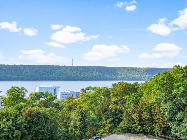 279 N Broadway #6T, Yonkers, NY 10701