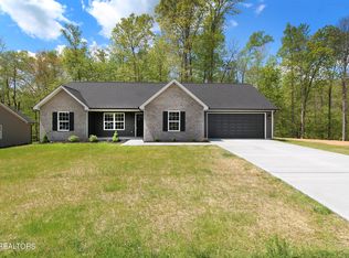 271 Covenant Ln, Maynardville, TN 37807