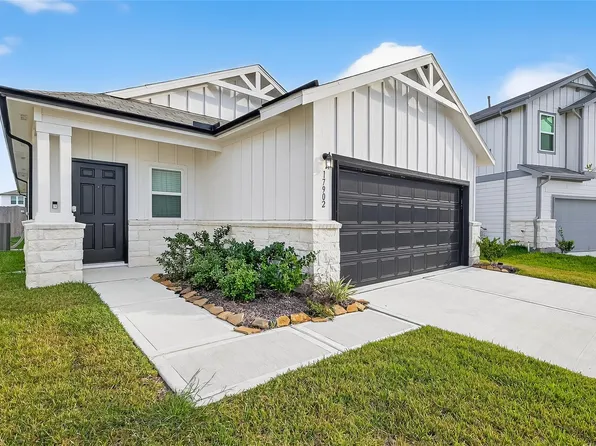 17902 Slurry Rake Ln, Hockley, TX 77447