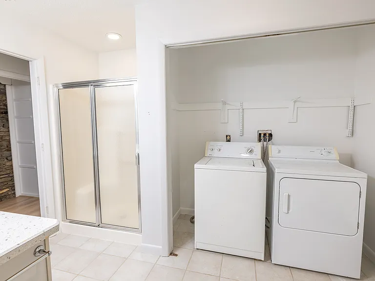 Bathroom and Washer/Dryer