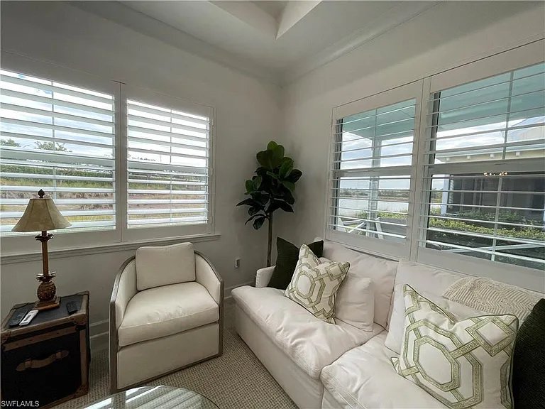 6984 Saona Ct — Photo 11
