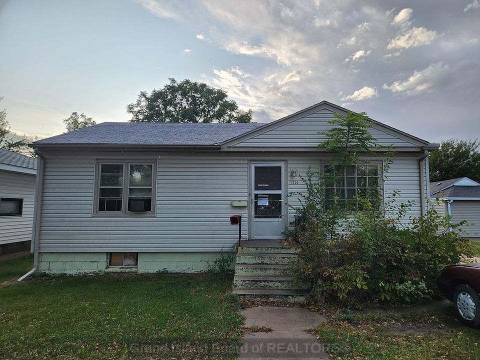 1st image of 1320 N Broadwell Ave