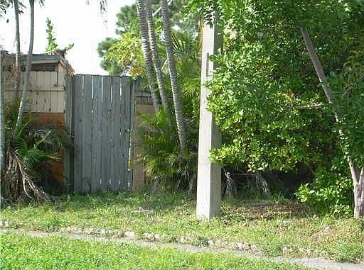 2nd image of 4962 Pimlico Ct