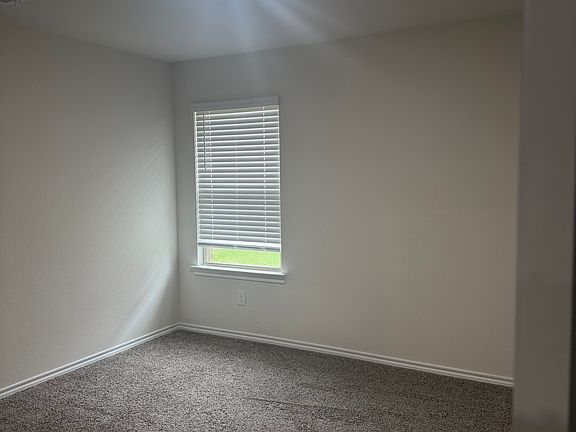 4th image of 711 Cistern Way