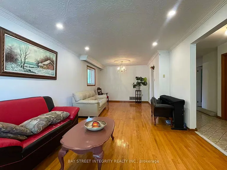 34 Iangrove Ter — Photo 2