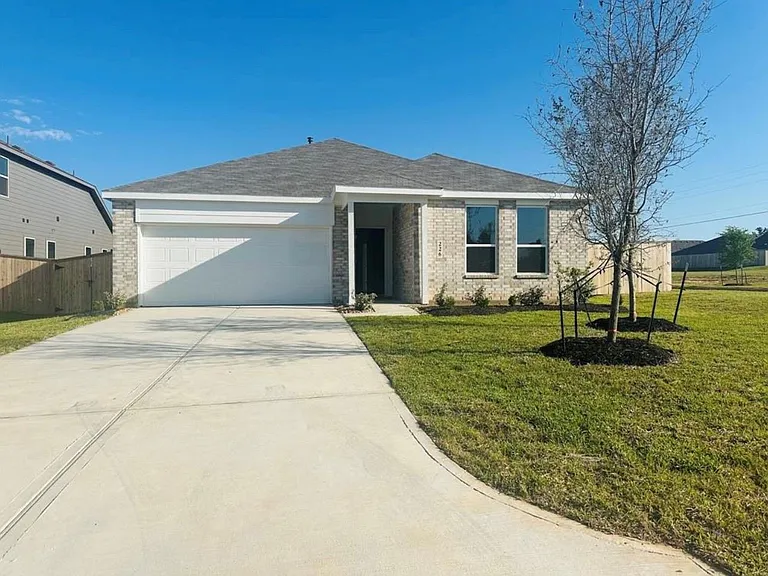 226 Draper Shadows Dr — Photo 2