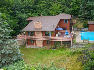 17315 Wood Drift Dr, West Olive, MI 49460