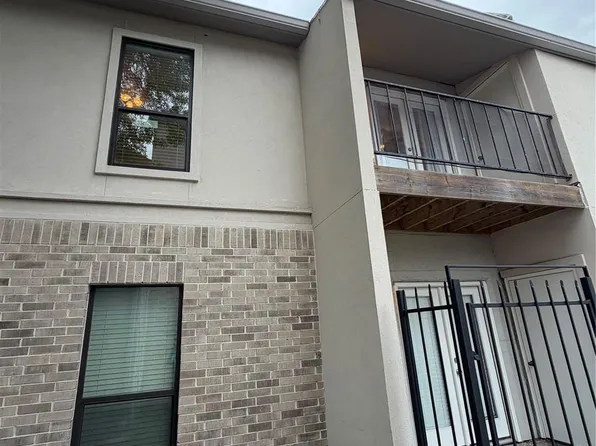 2425 Augusta Dr, Houston, TX
